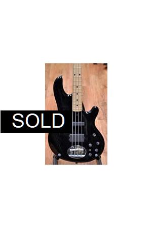 Lakland Skyline 44-02 Black Lakland Skyline 44-02 Black